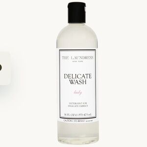 The Laundress New York Delicate Wash Lady 3X Concentrated 16 oz